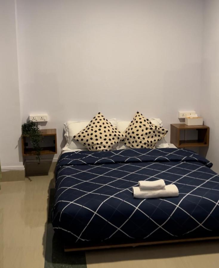 Iranyai Homestay Imphal Kültér fotó
